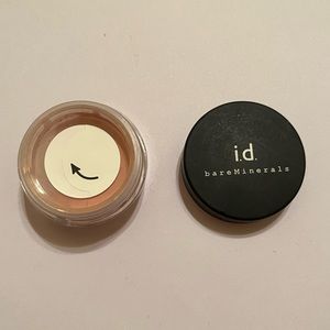 NWOT BareMinerals All over face color: Rose Radiance
